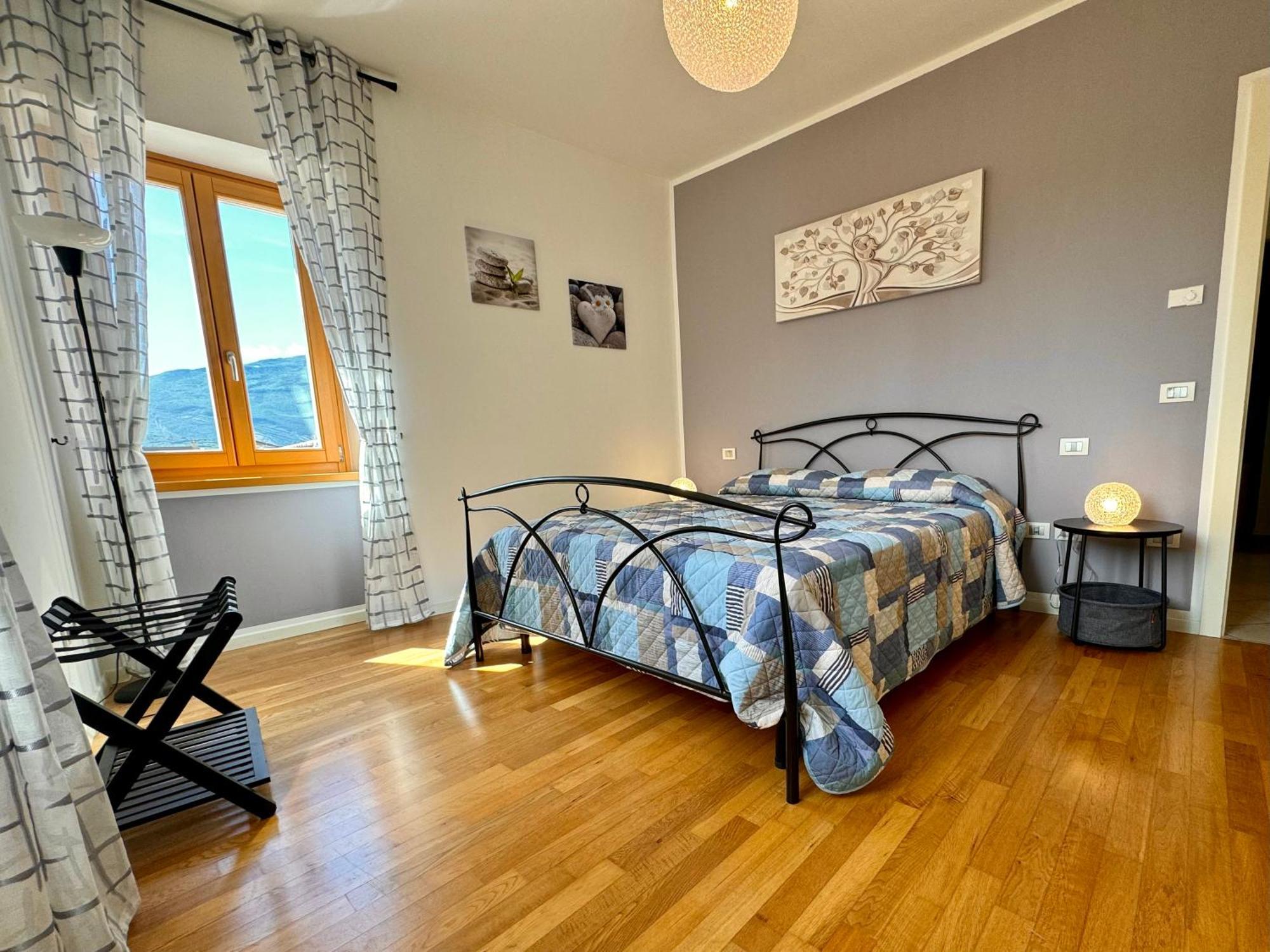 Das Rote Haus Riva del Garda Dış mekan fotoğraf