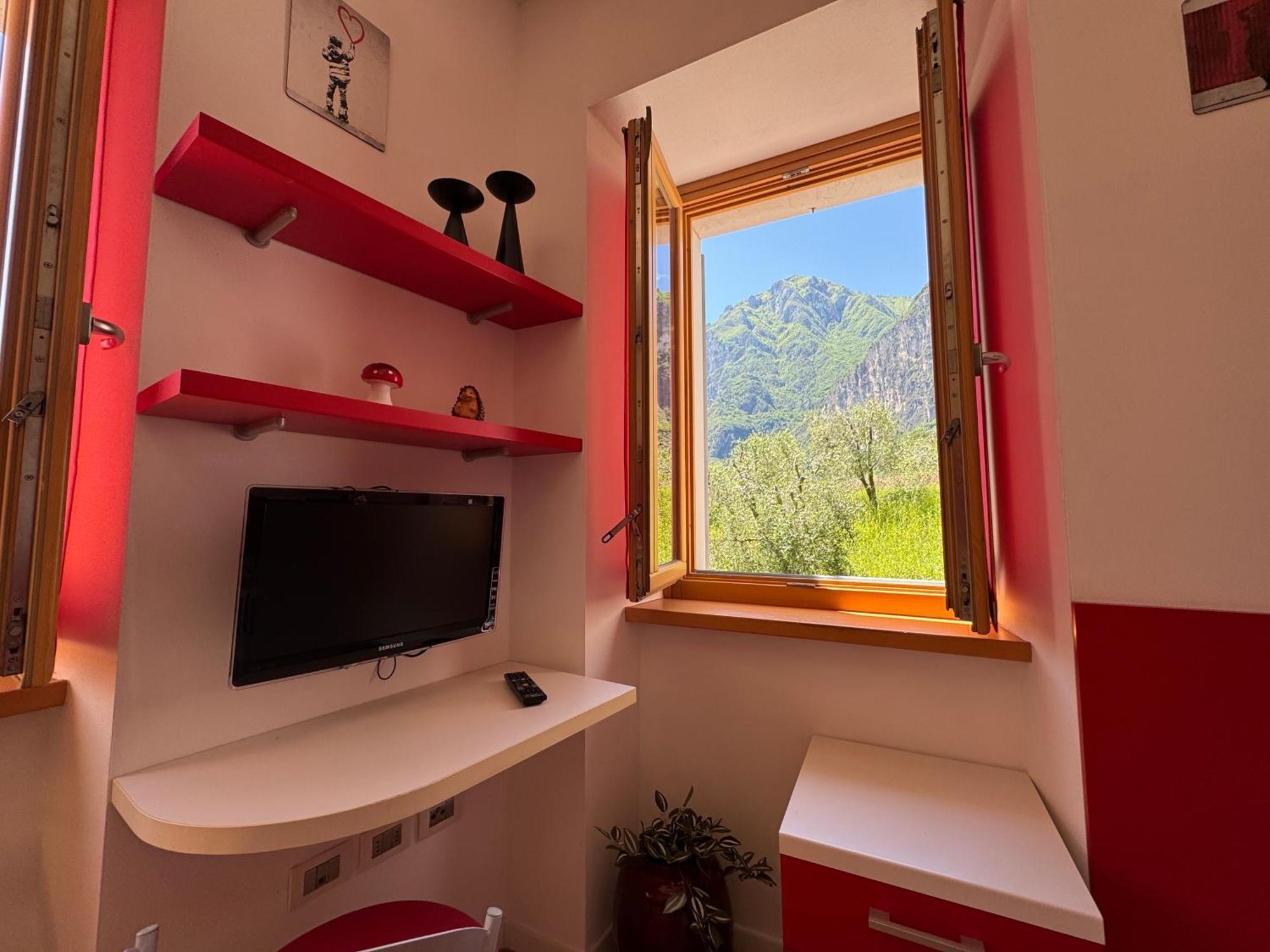 Das Rote Haus Riva del Garda Dış mekan fotoğraf