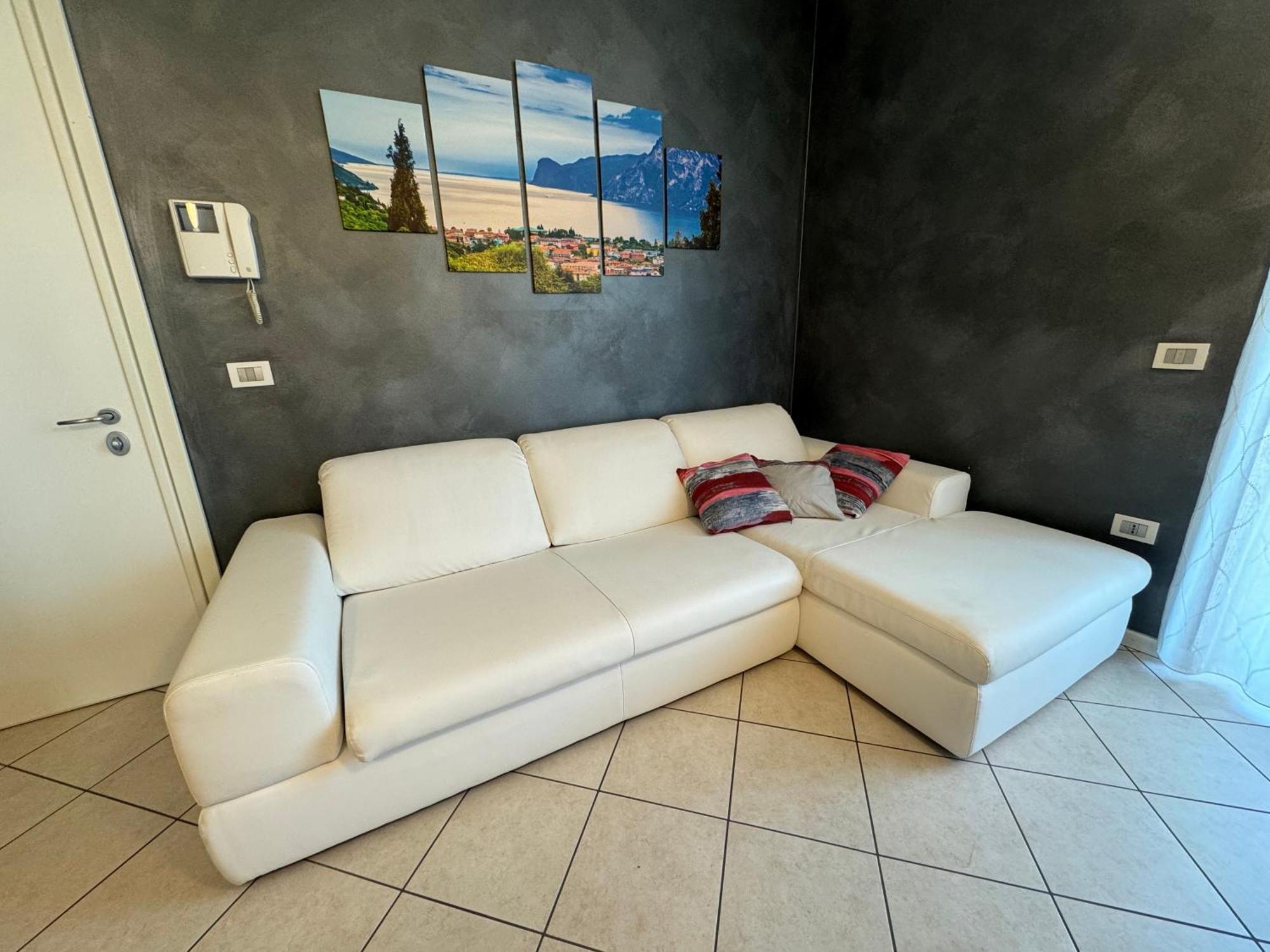 Das Rote Haus Riva del Garda Dış mekan fotoğraf